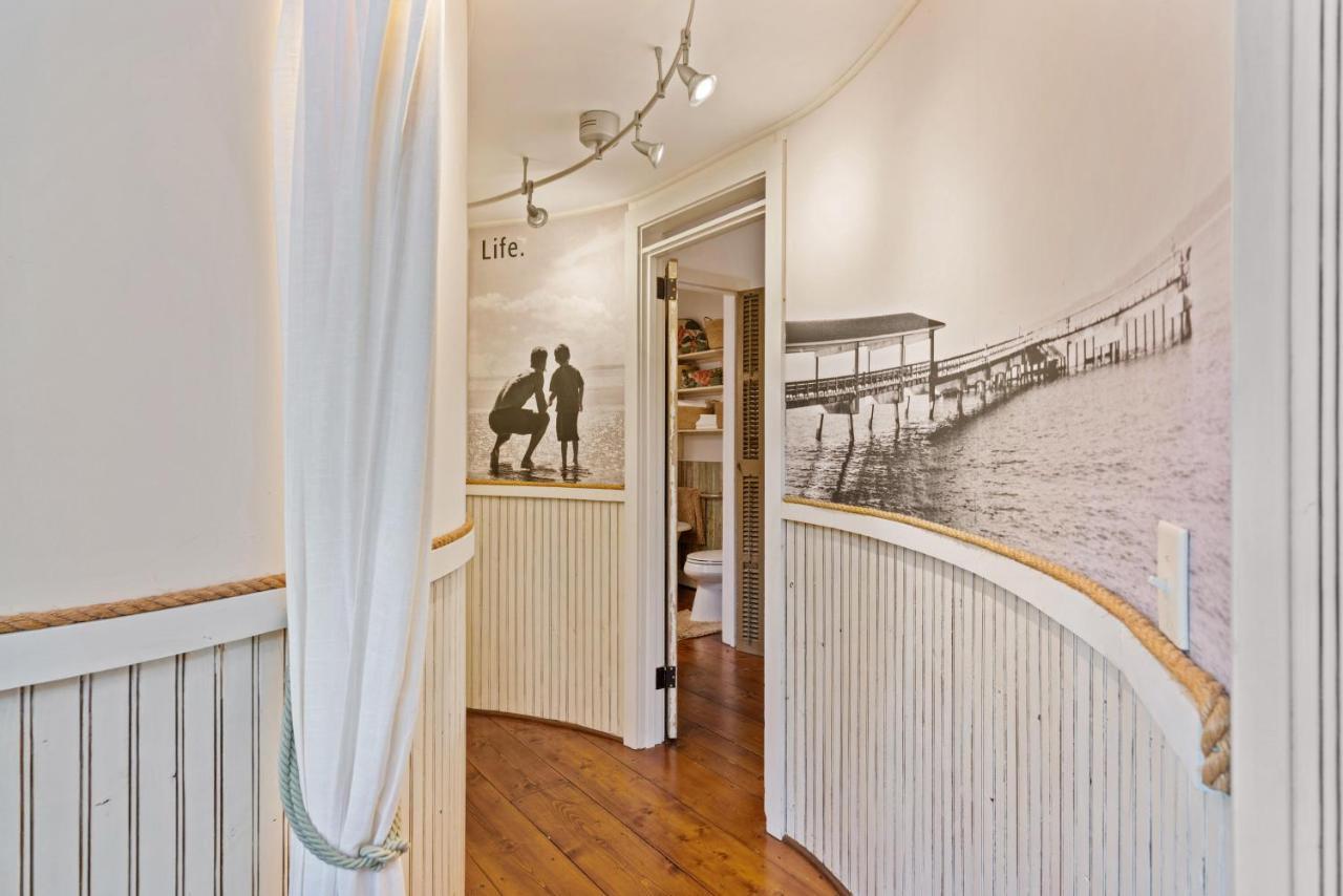 The Treehouse - 116 Florence Street St. Simons Island ภายนอก รูปภาพ